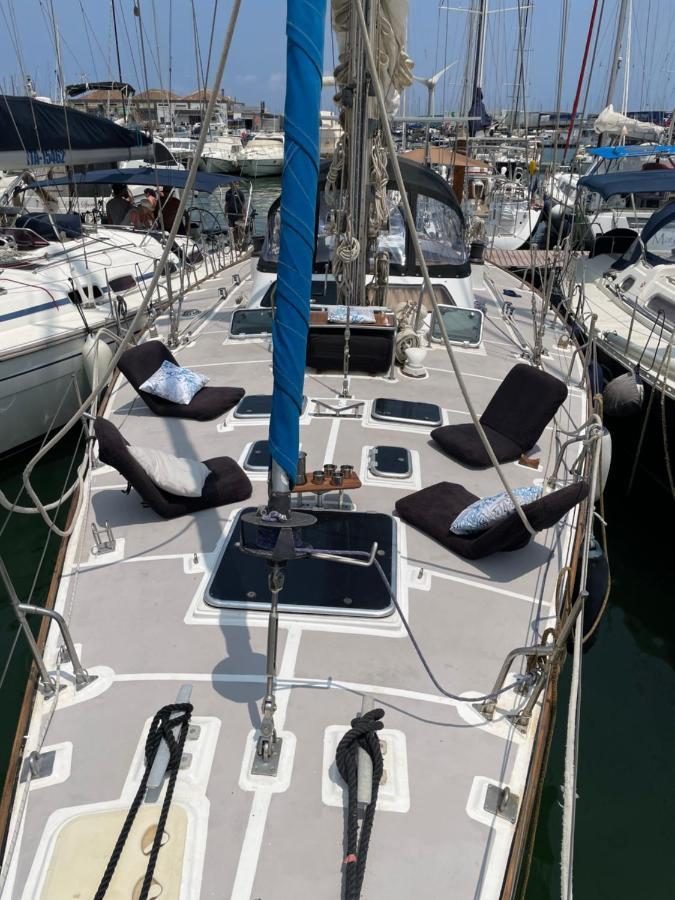 Sailboat B&B On Board Катания Экстерьер фото