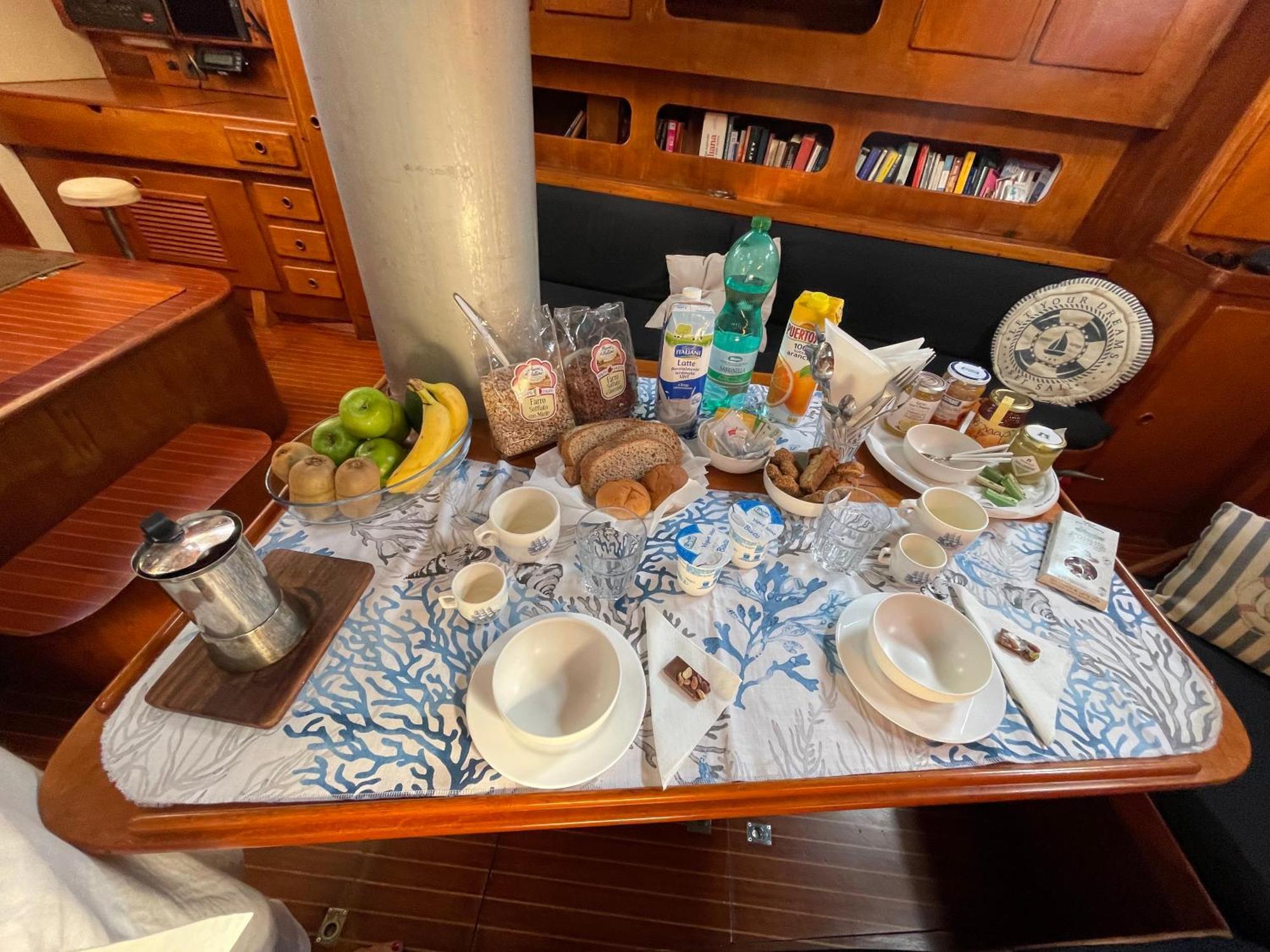 Sailboat B&B On Board Катания Экстерьер фото