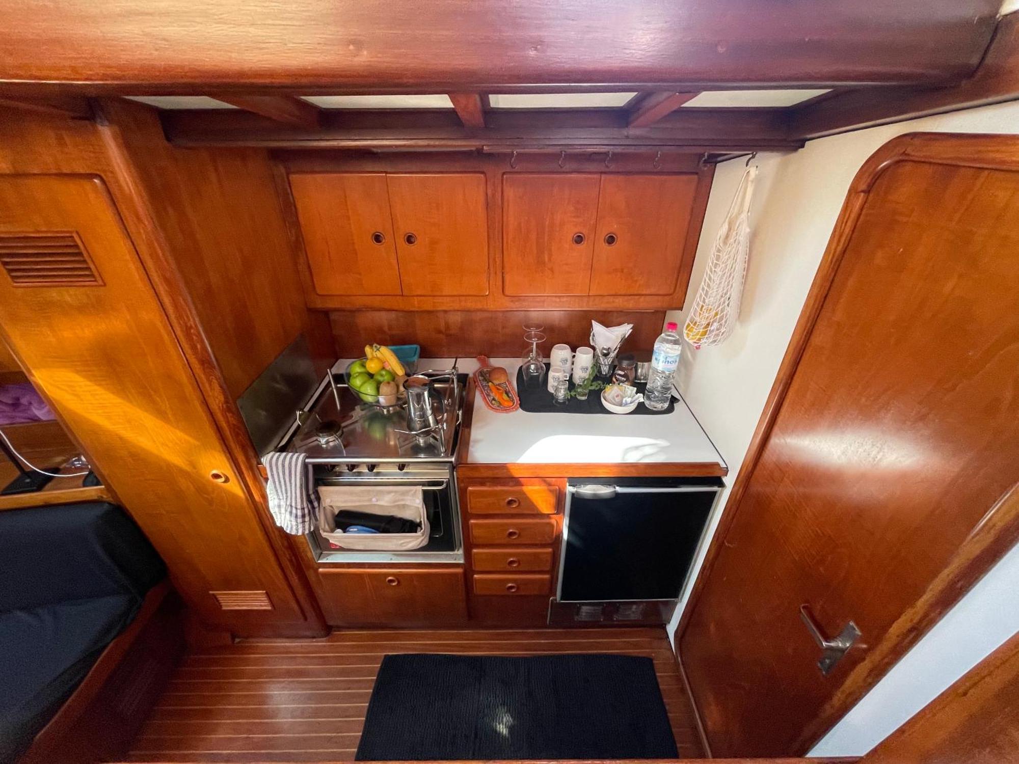 Sailboat B&B On Board Катания Экстерьер фото