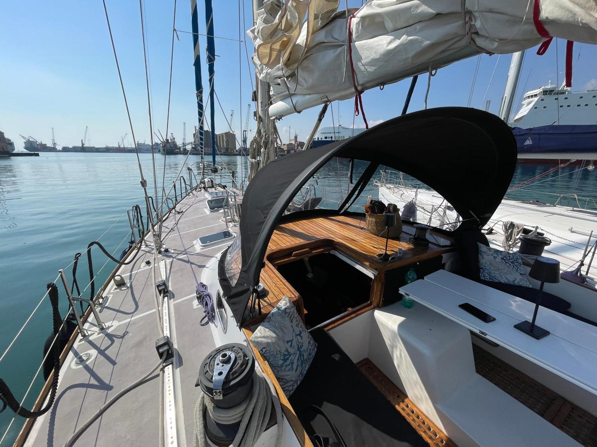 Sailboat B&B On Board Катания Экстерьер фото